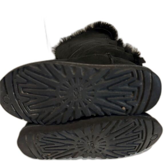 UGG Bailey Bow Tall Boots - Size 6 - Picture 6 of 8